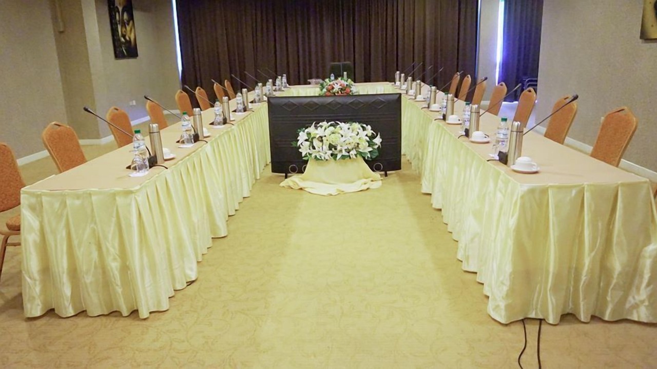 Photo of Others in Tak