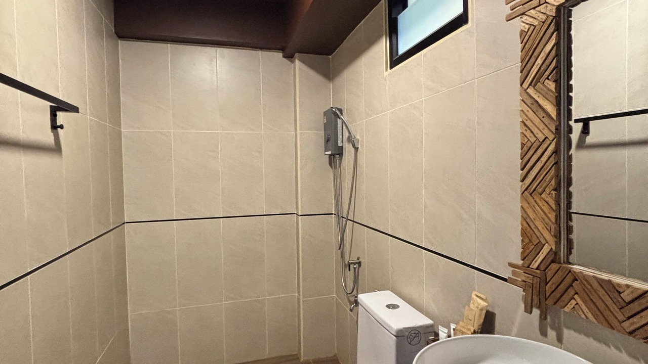 Photo of Bathroom in Saphli