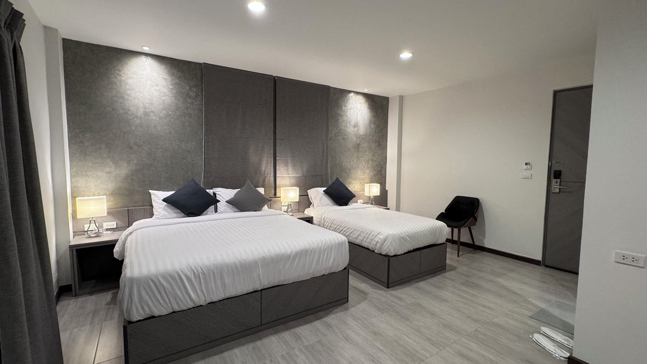 Photo of Bedroom in Pom Prap Sattru Phai