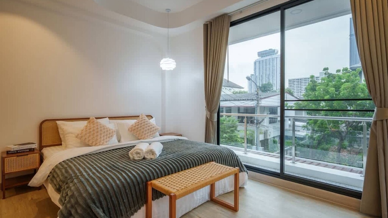 Photo of Outdoor in Khlong Tan Nuea