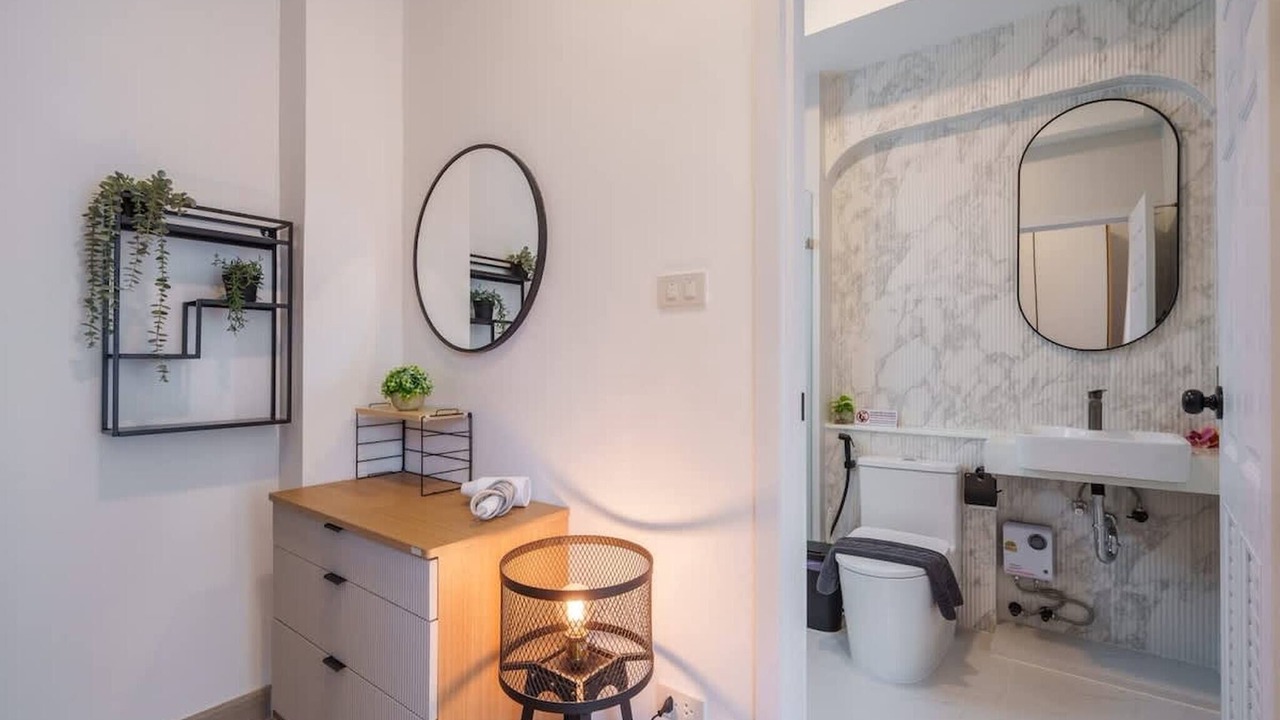 Photo of Bathroom in Khlong Tan Nuea