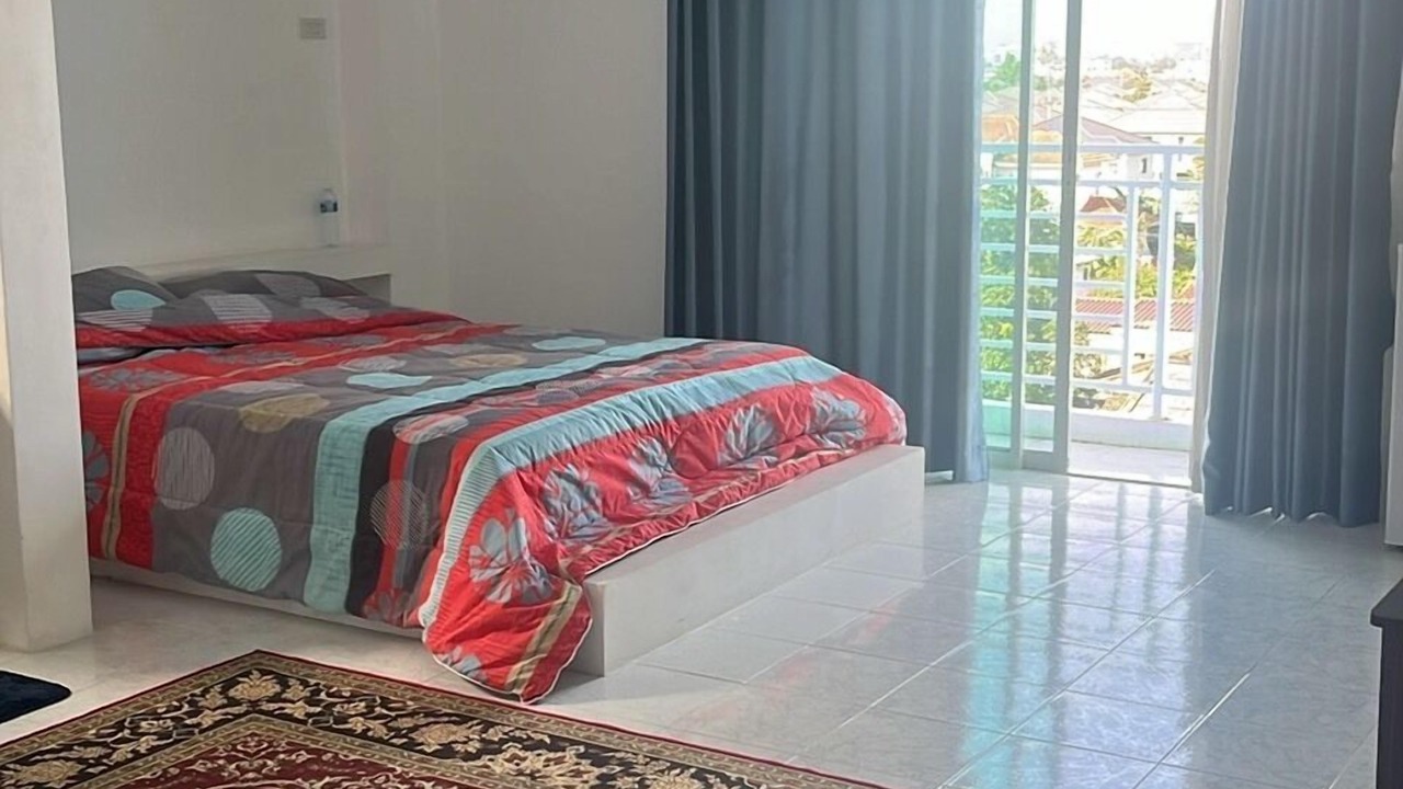 Photo of Patio Balcony in Don Muang