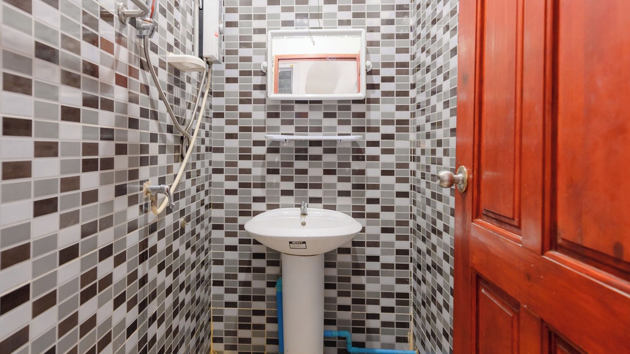 Photo of Bathroom in Pak Khat