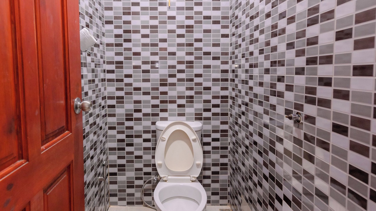 Photo of Bathroom in Pak Khat