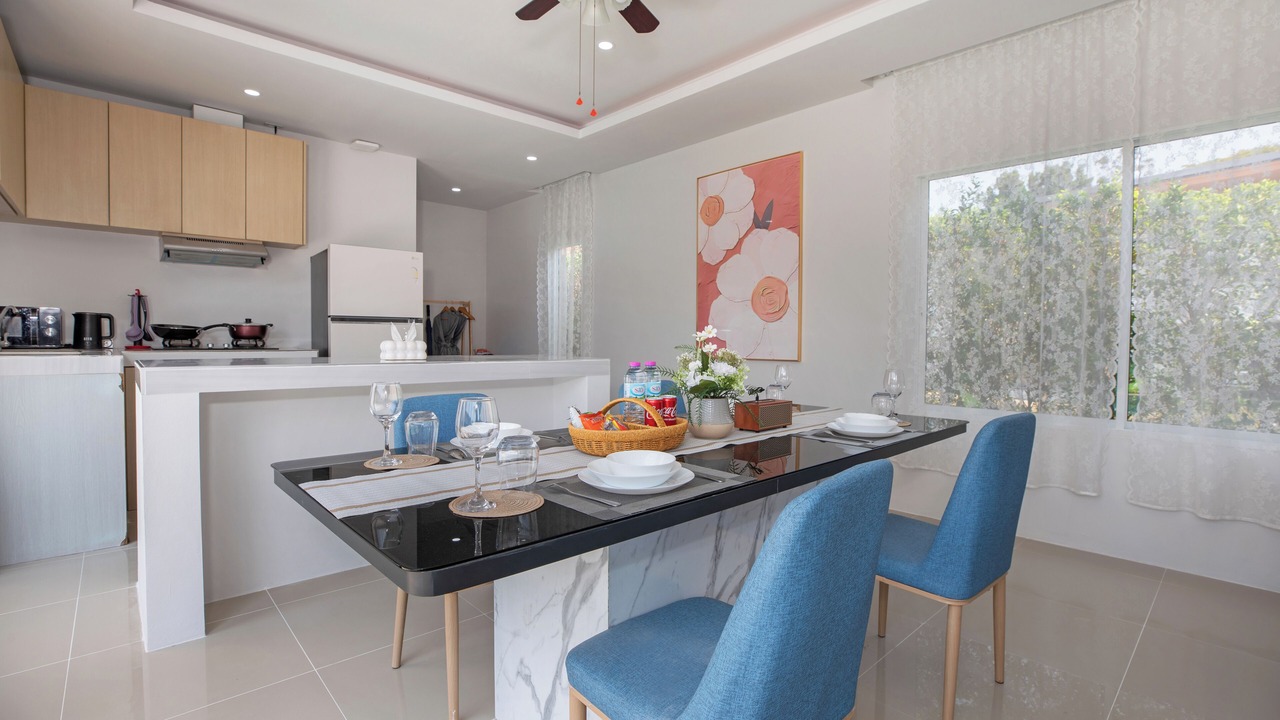 Photo of Livingroom in Chalong