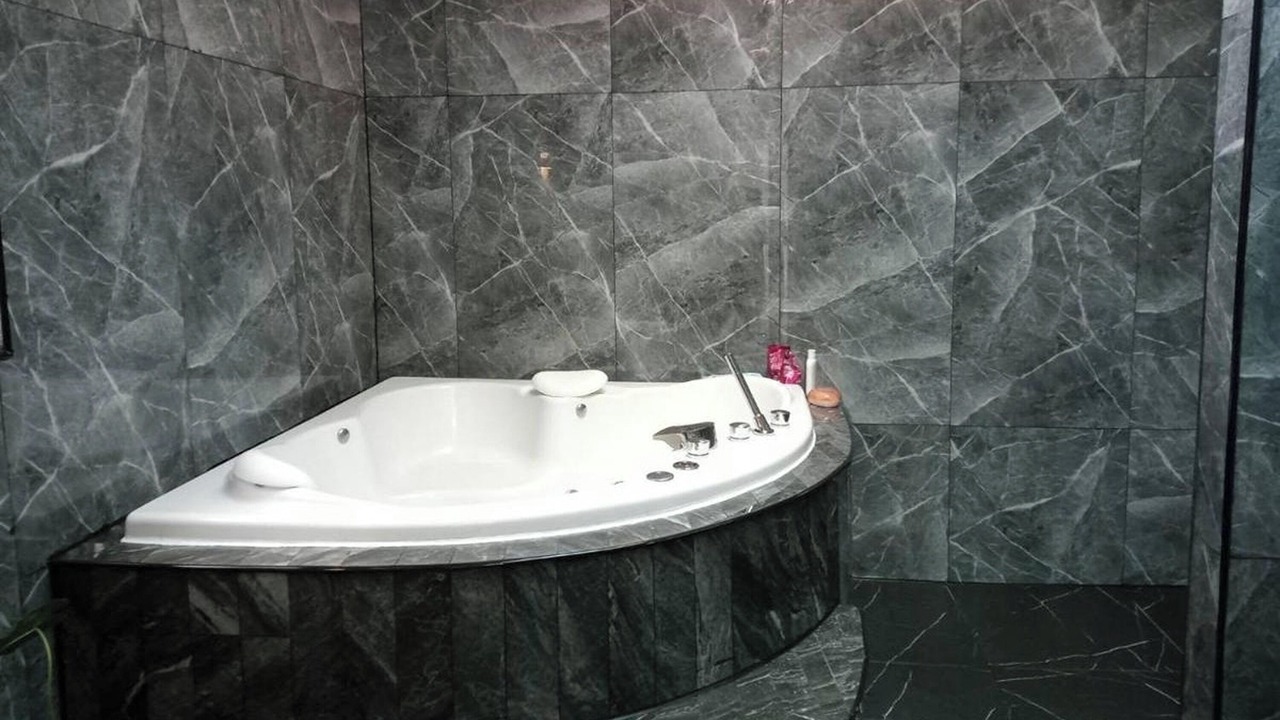 Photo of Bathroom in Kathu