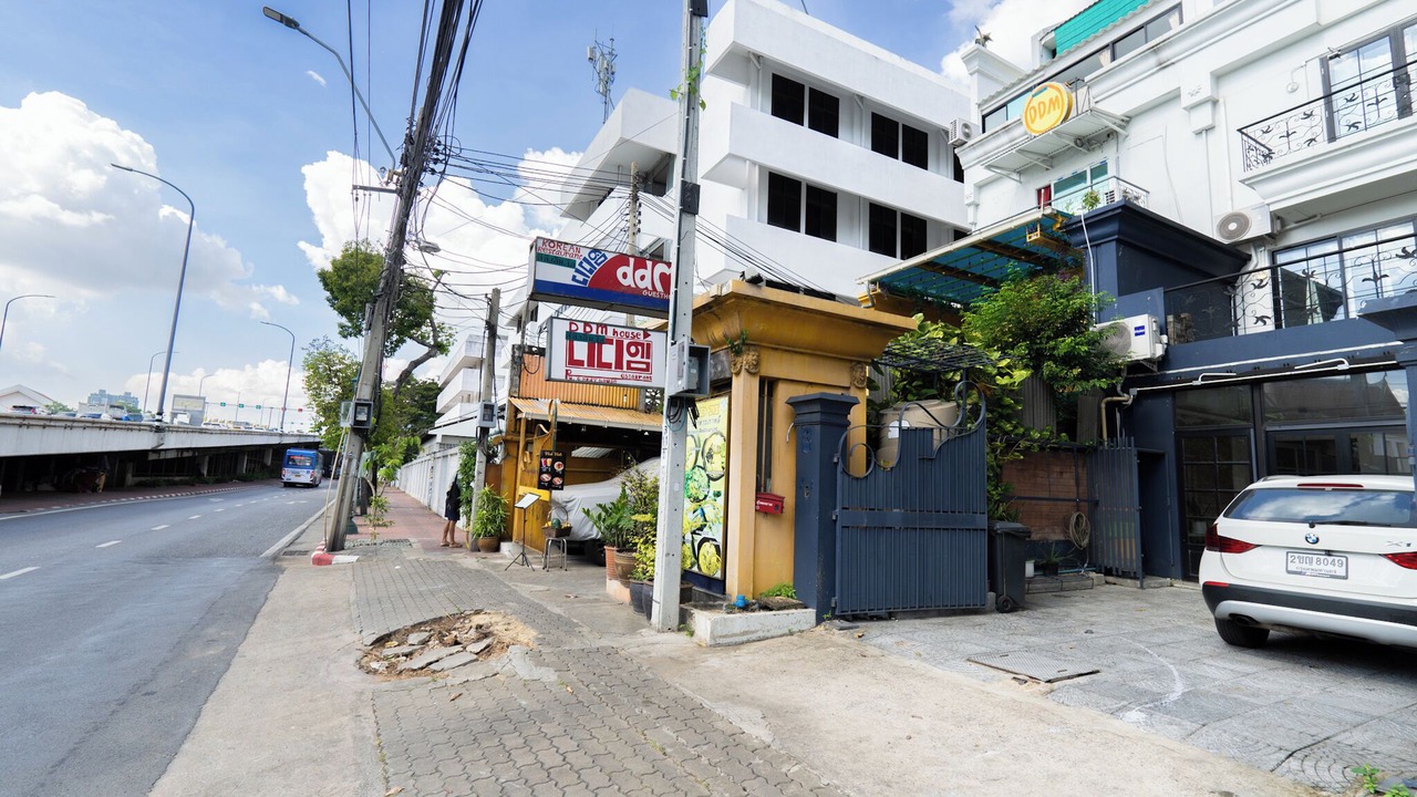 Photo of Outdoor in Chana Songkhram