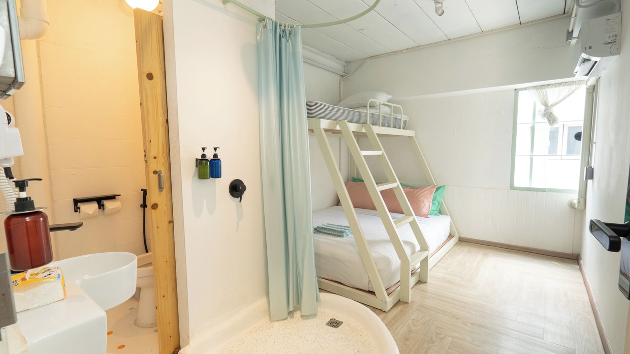 Photo of Bedroom in Chana Songkhram