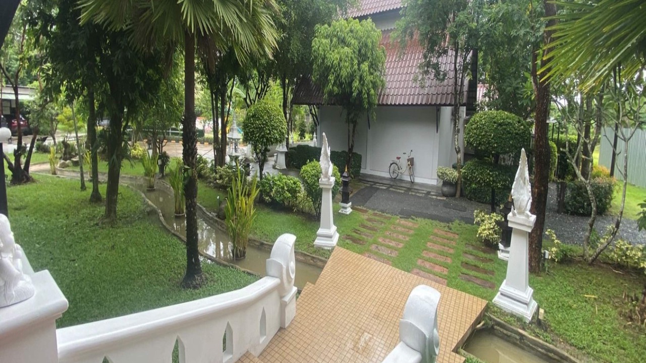 Photo of Others in San Klang
