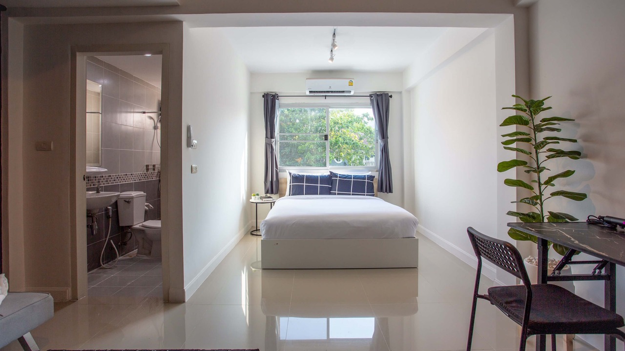 Photo of Bedroom in Chalong