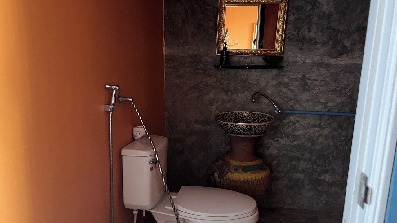 Photo of Bathroom in Na Mom