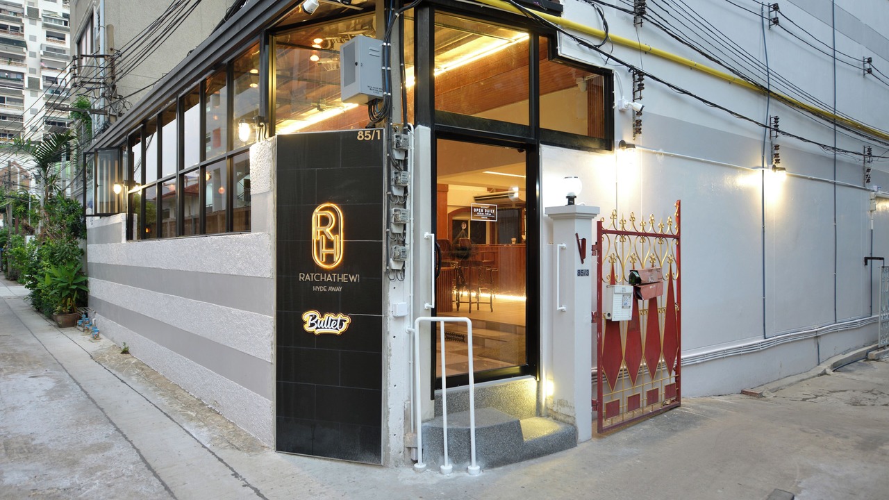 Photo of Outdoor in Pathumwan