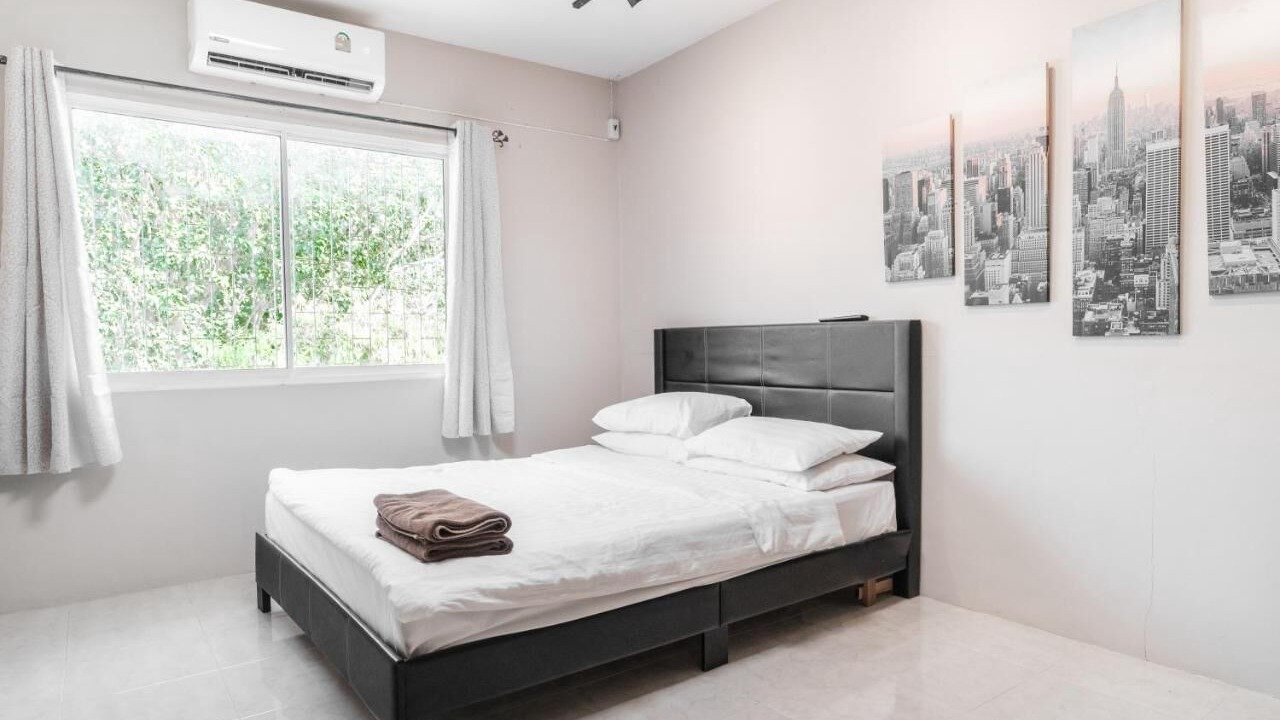 Photo of Bedroom in Rawai