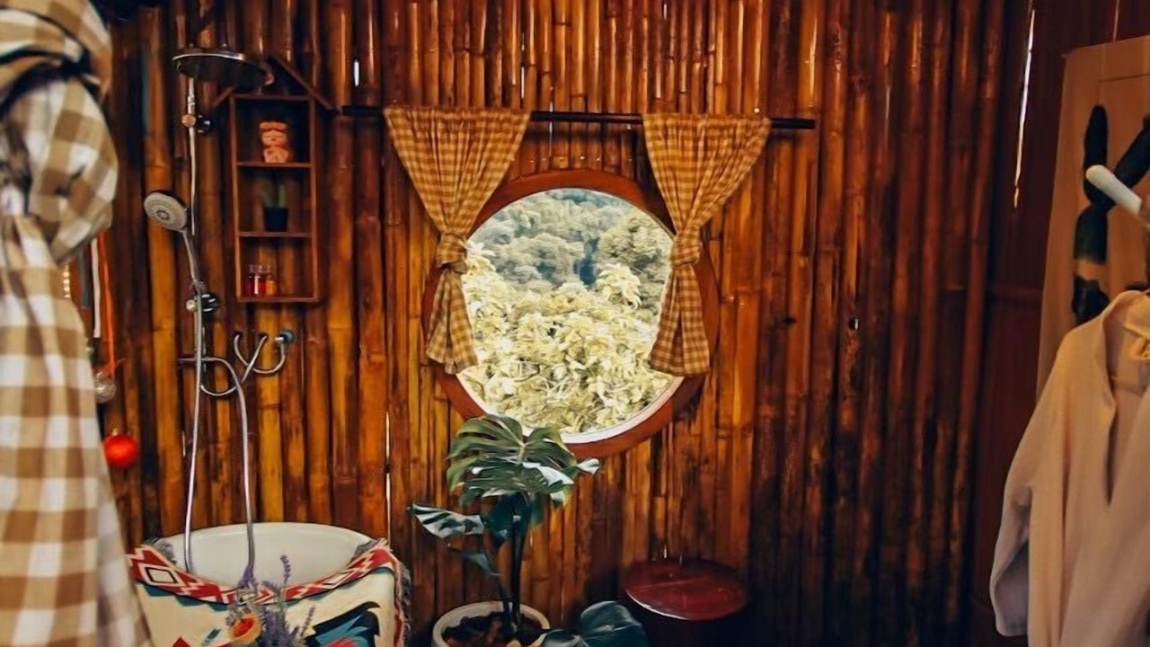 Photo of Others in Mae Sa