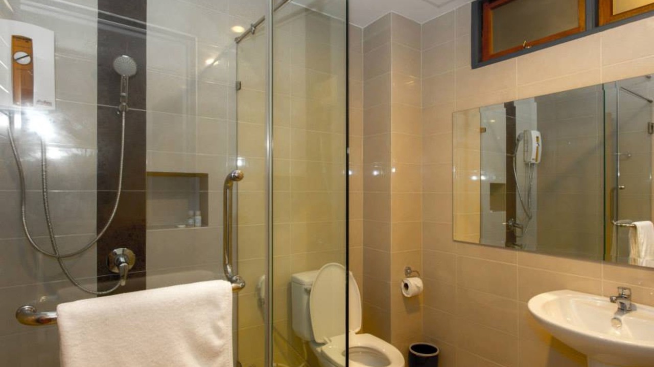 Photo of Bathroom in Khuekkhak