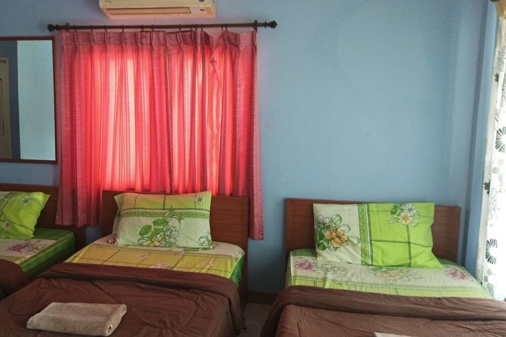 Photo of Bedroom in Haad Rin