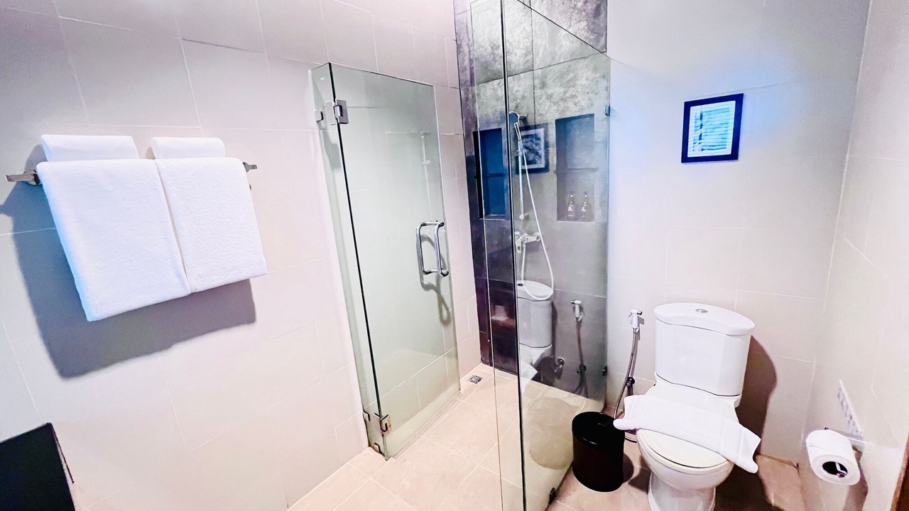 Photo of Bathroom in Mueang Samut Prakan District