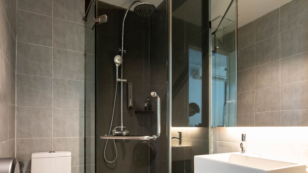 Photo of Bathroom in Khlong Kluea