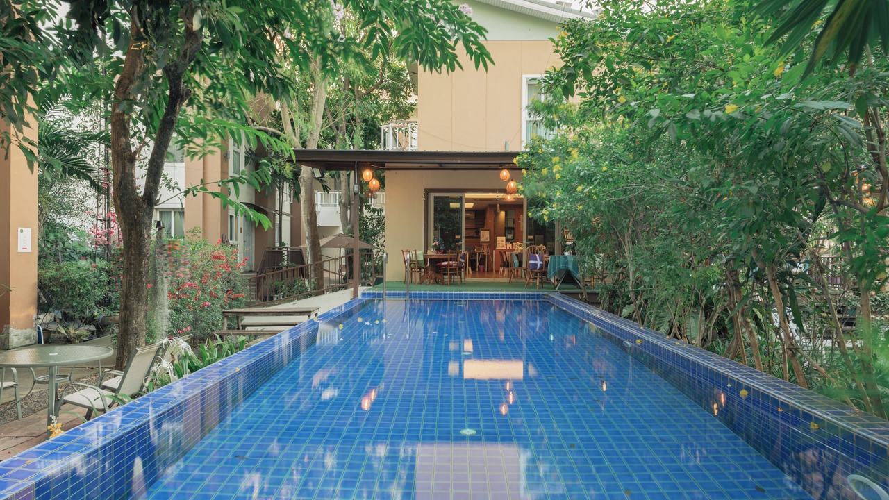 Photo of Outdoor in Saphan Sung