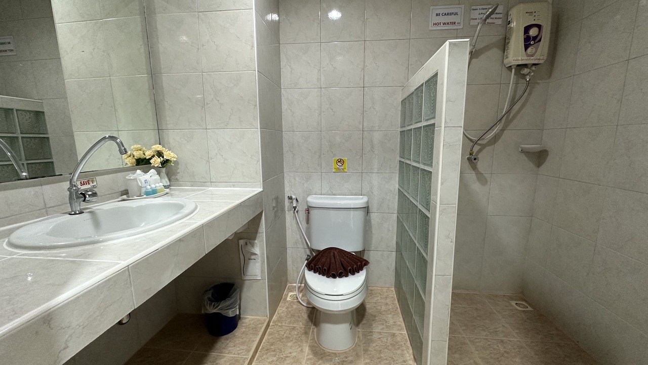Photo of Bathroom in Kata