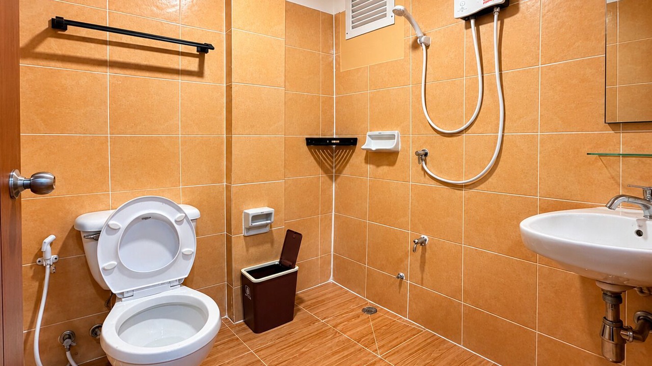 Photo of Bathroom in Makkasan