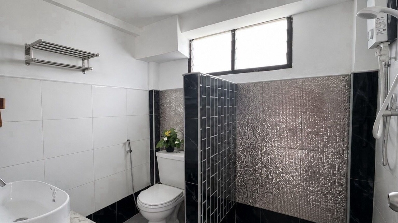 Photo of Bathroom in Mae Rim