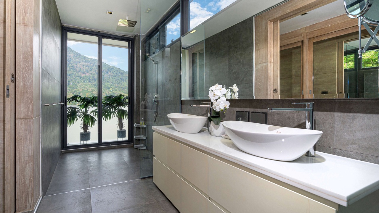 Photo of Bathroom in Kamala