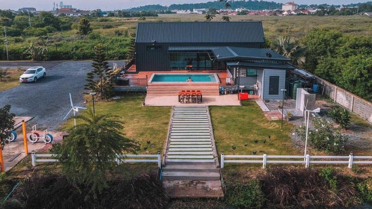 Photo of Outdoor in Nong Khae
