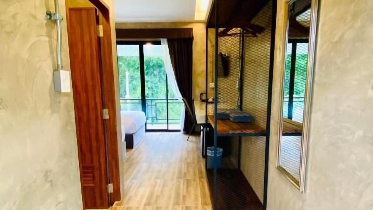 Photo of Patio Balcony in Sakae Krang