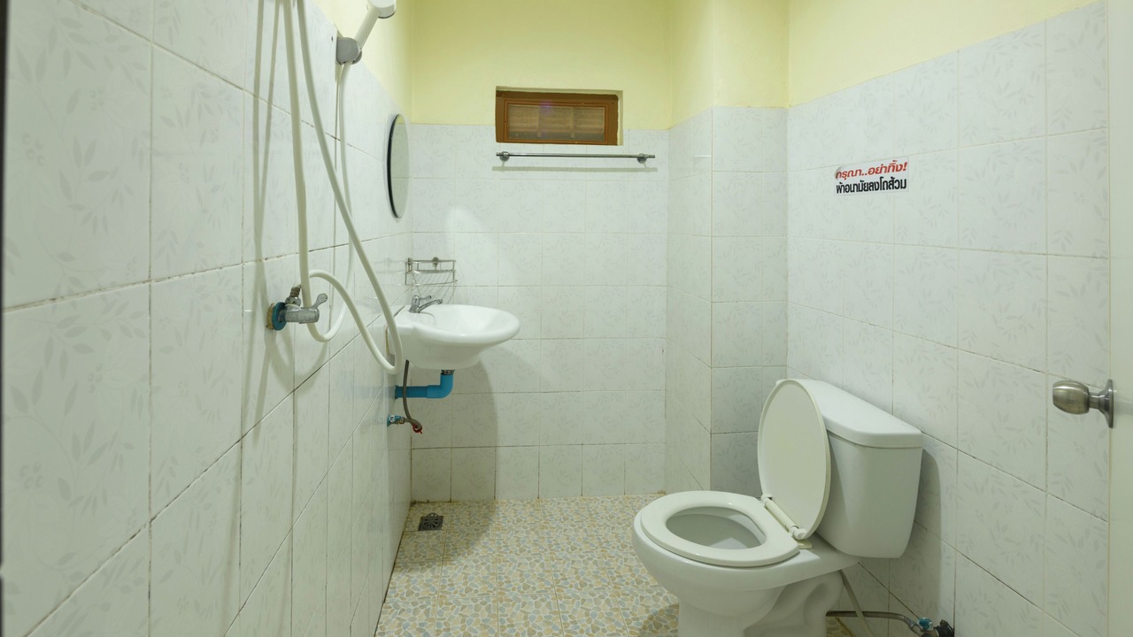 Photo of Bathroom in Tha Khoei