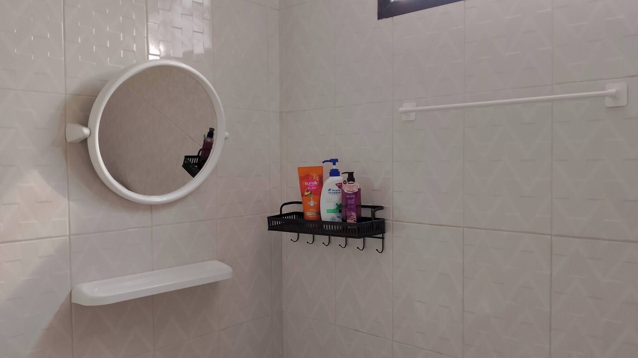 Photo of Bathroom in Sanambin