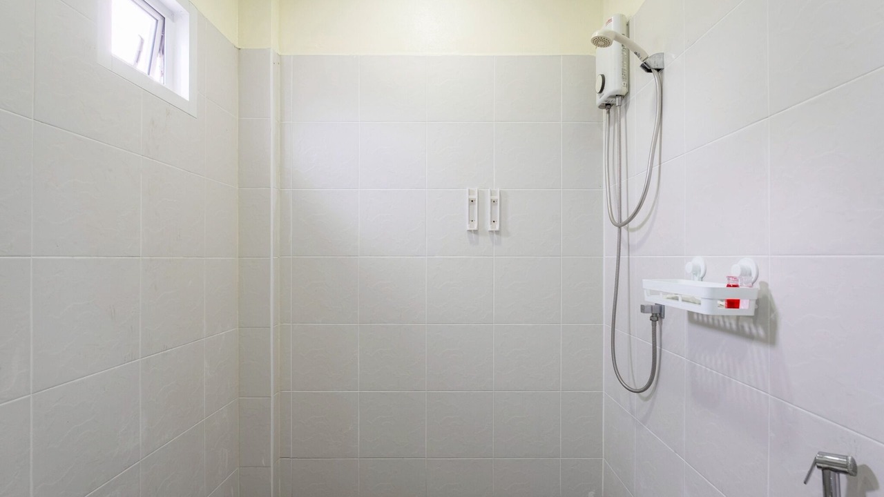 Photo of Bathroom in Pong