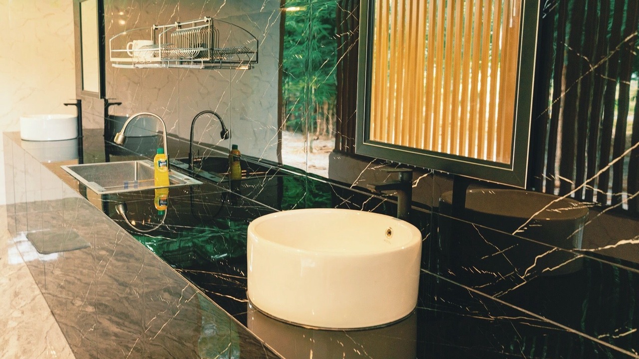 Photo of Bathroom in Phra Phutthabat
