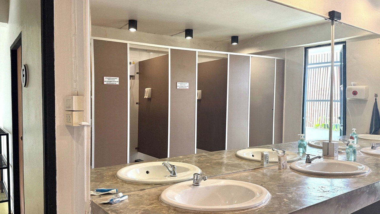 Photo of Others in Wua Lai