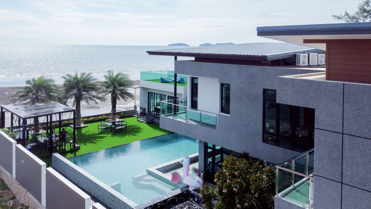 Photo of Outdoor in Laem Sing