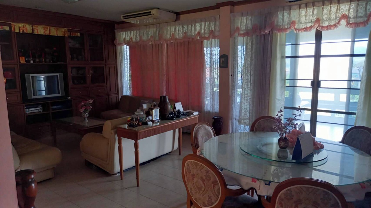 Photo of Outdoor in Nang Lae
