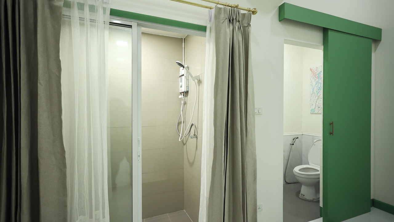 Photo of Bathroom in Nang Lae