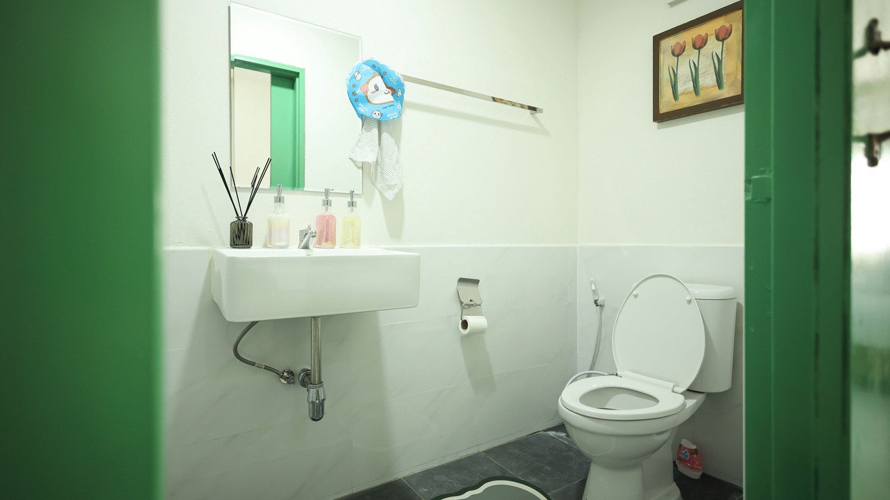 Photo of Bathroom in Nang Lae