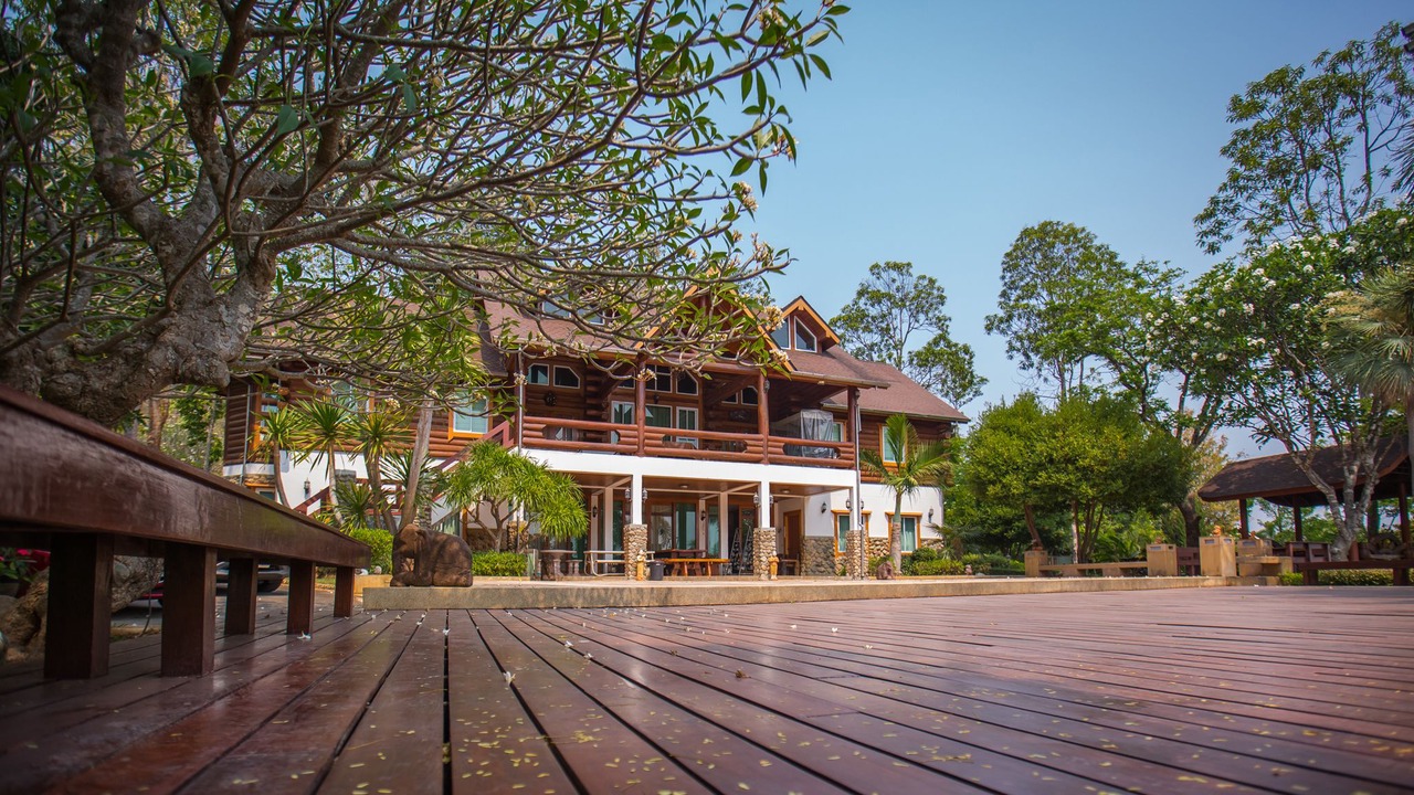 Photo of Patio Balcony in Khanong Phra