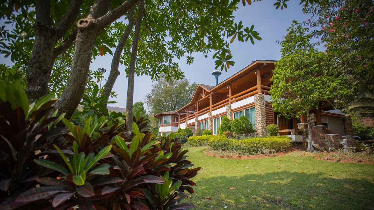 Photo of Outdoor in Khanong Phra