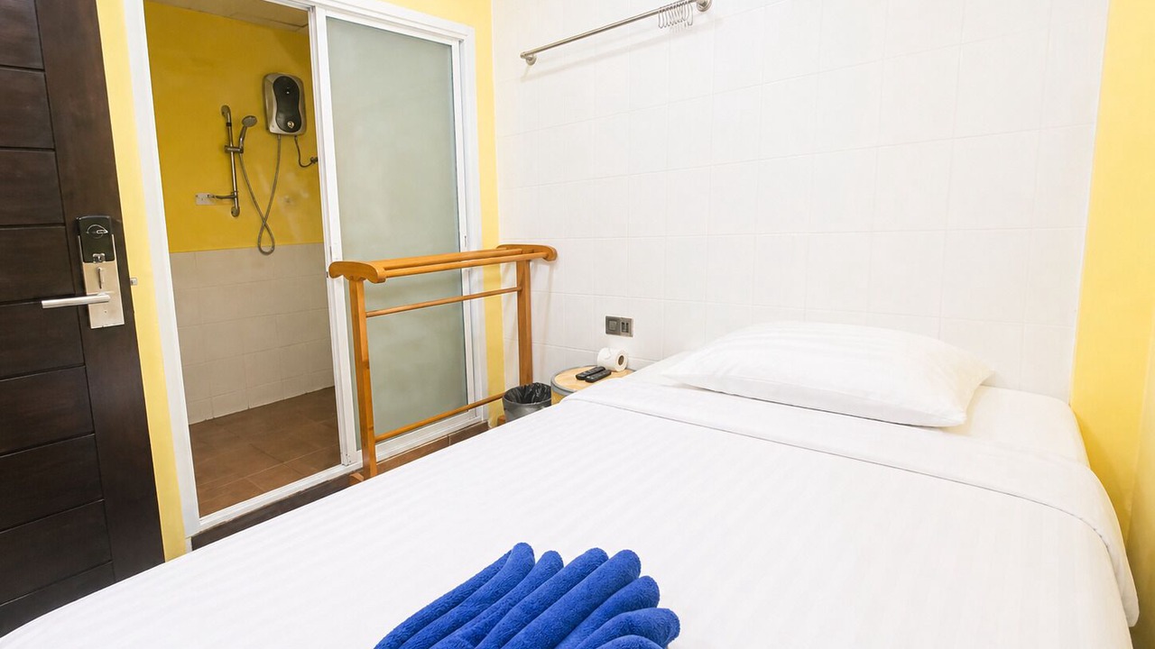 Photo of Bedroom in San Chao Pho Suea