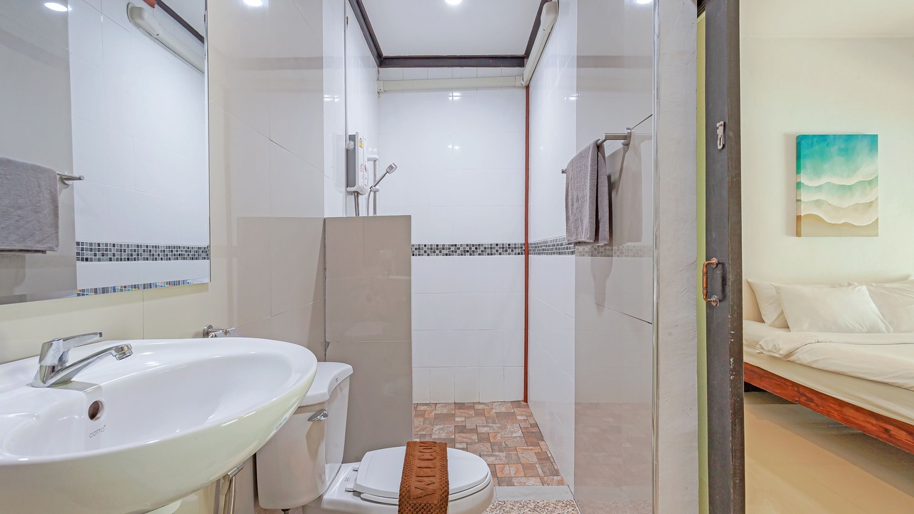 Photo of Bathroom in Khok Kloi