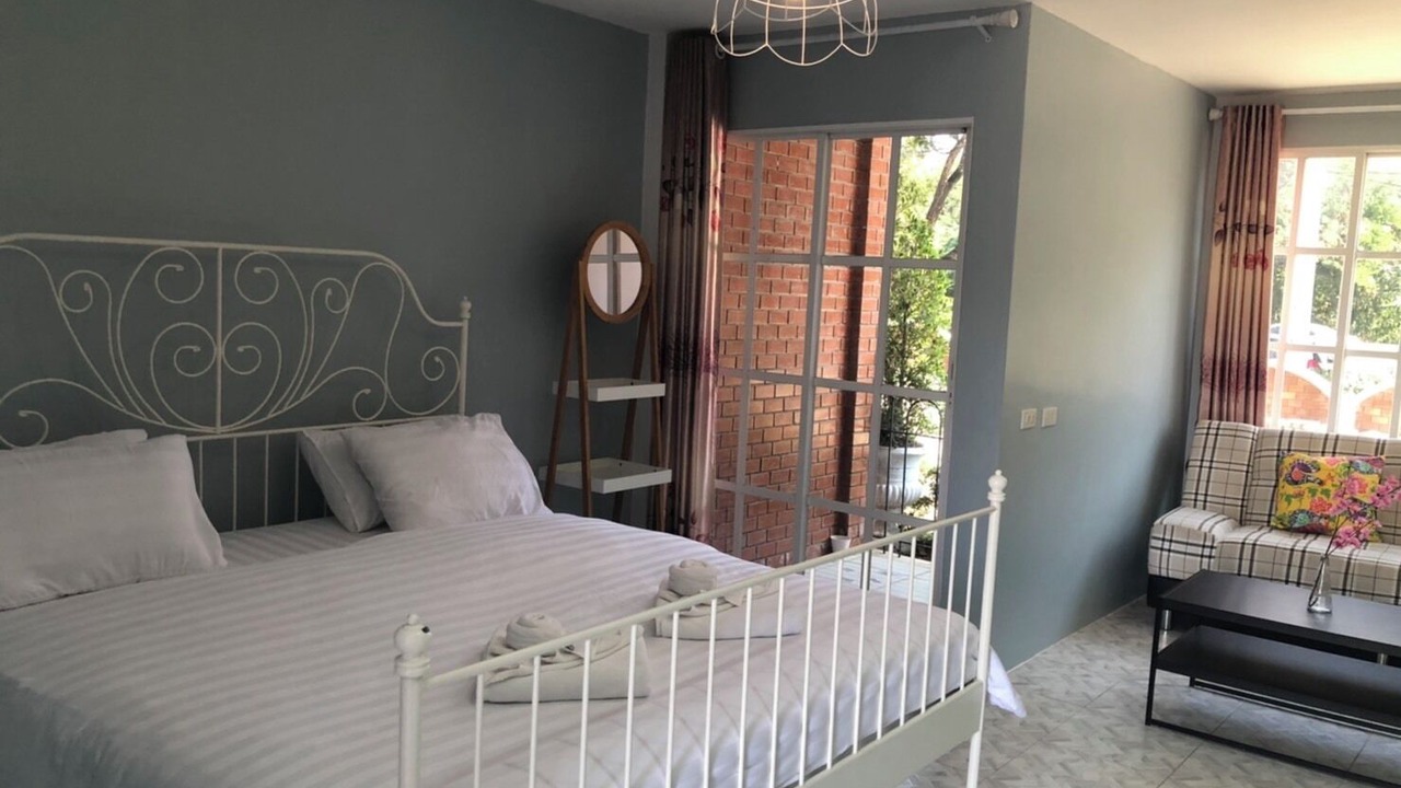 Photo of Bedroom in Hua Wiang