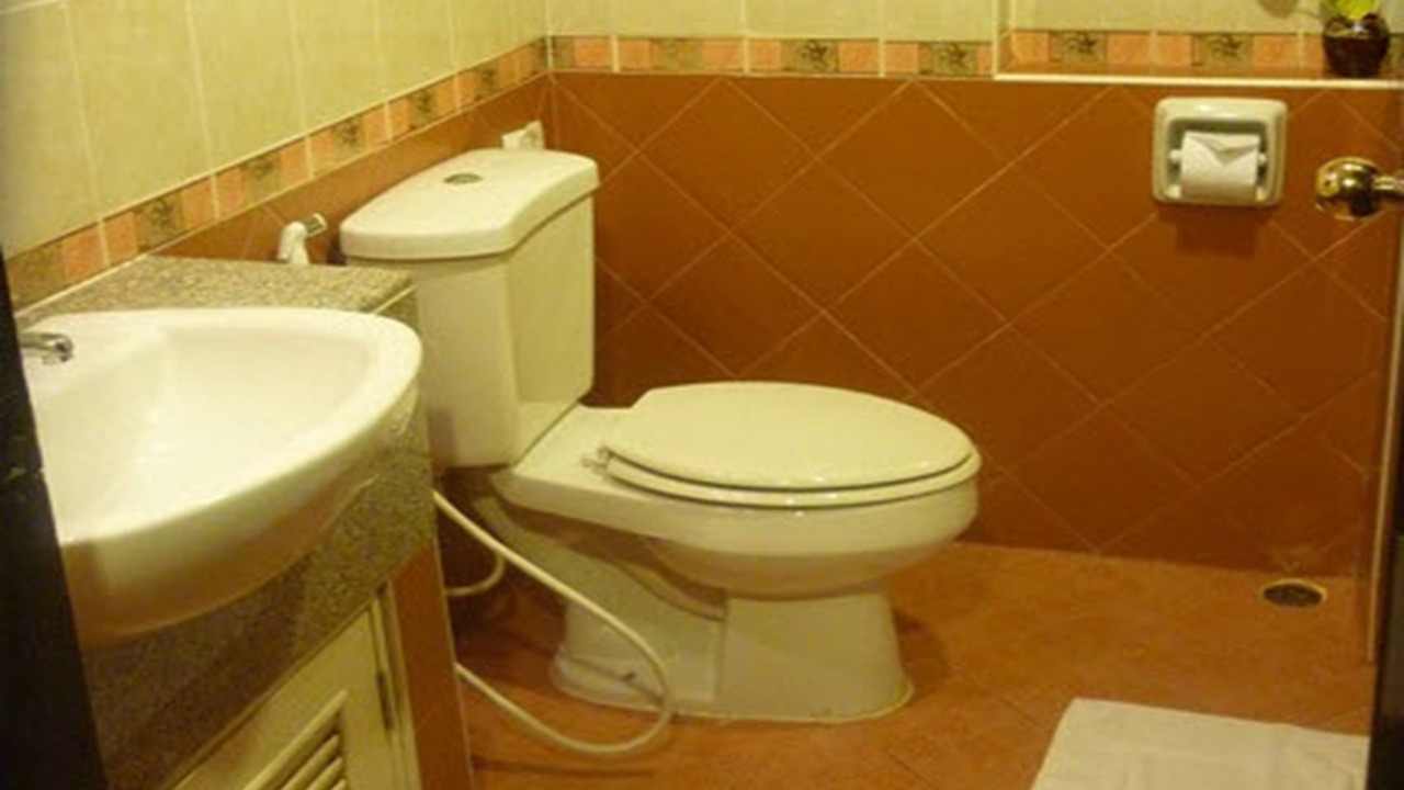 Photo of Bathroom in Nai Mueang
