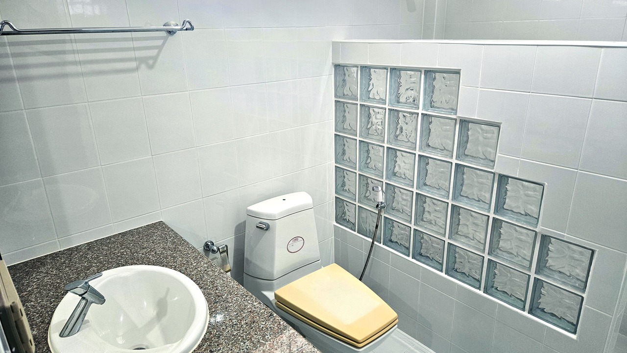 Photo of Bathroom in Prasat