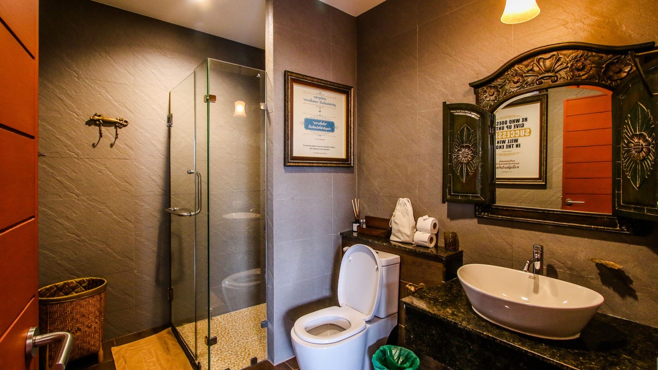 Photo of Bathroom in Phaya Yen