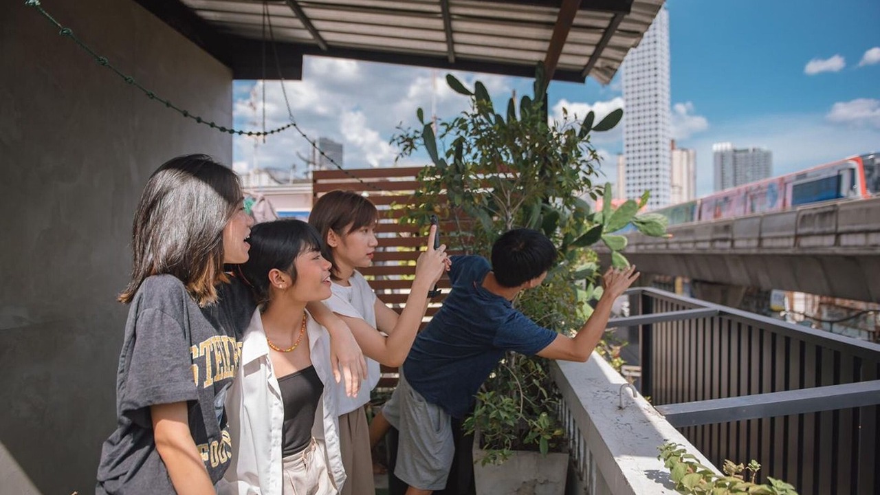 Photo of Others in Phra Khanong Nuea