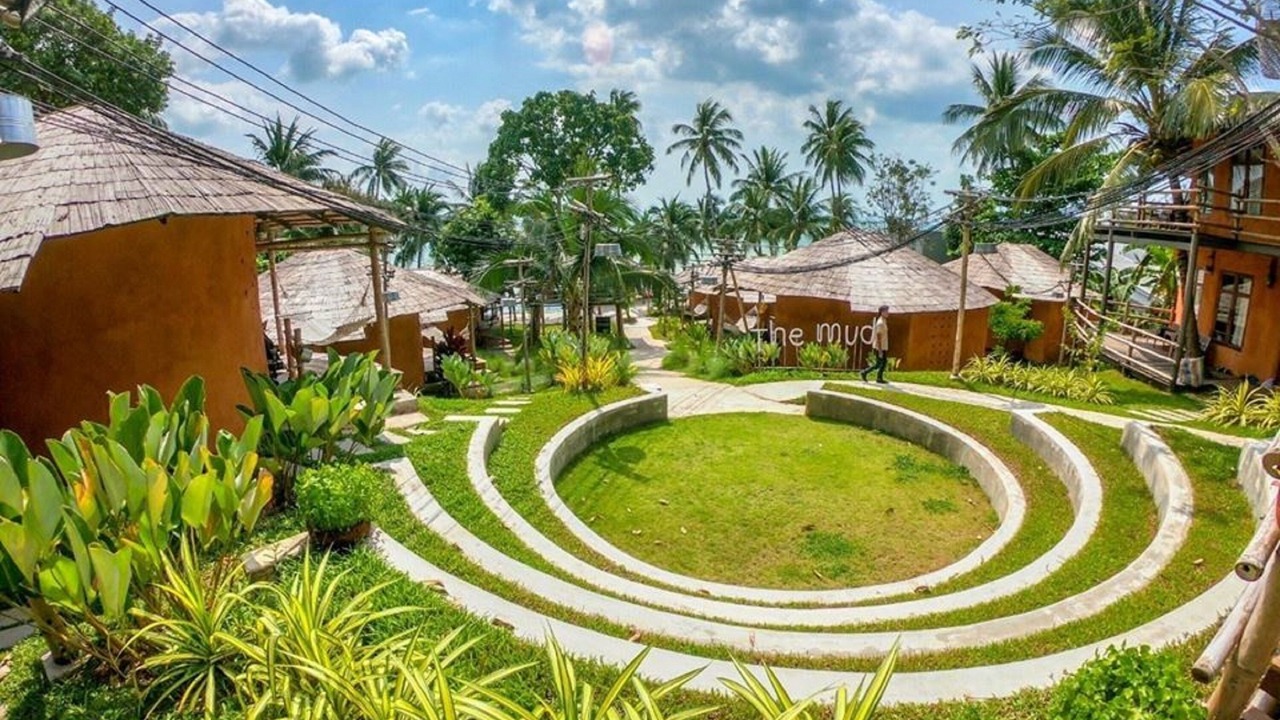 Photo of Bedroom in Ang Thong