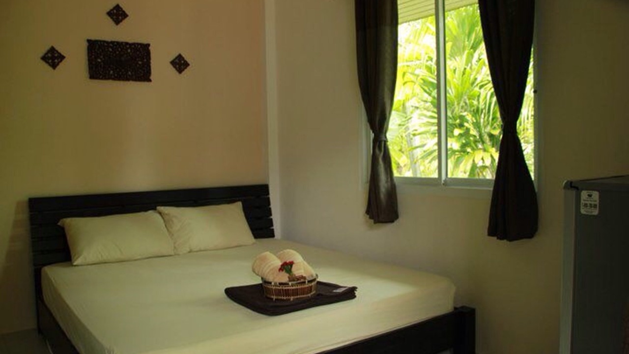 Photo of Bedroom in Amphawa