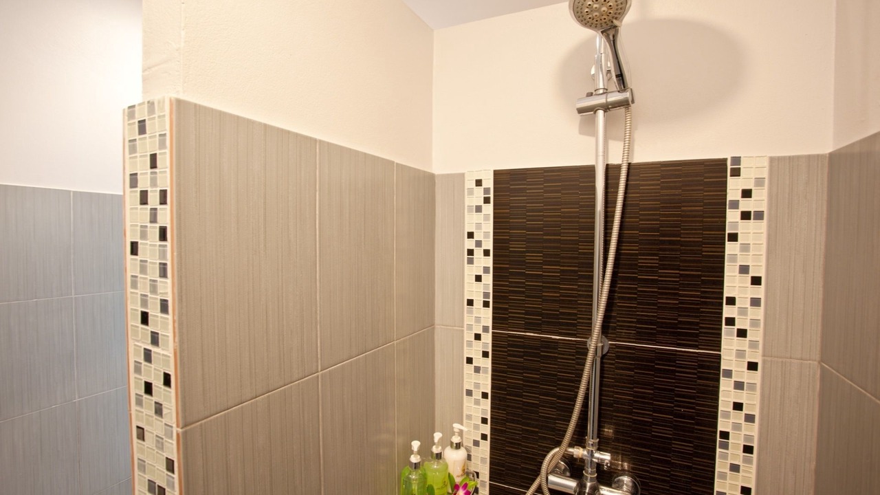 Photo of Bathroom in Amphawa